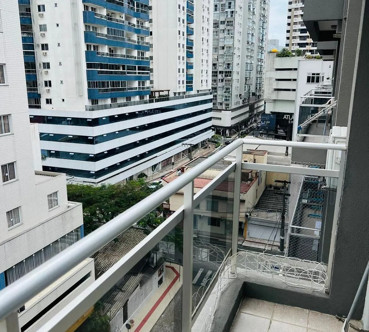 Apartamento 2 Quartos, Centro Balneario Camboriu, Internet Free Apartment Brazil